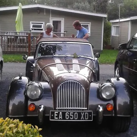 营地 比利牛斯休闲旅馆