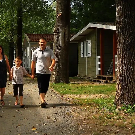 比利牛斯休闲旅馆