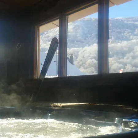 比利牛斯休闲旅馆 营地