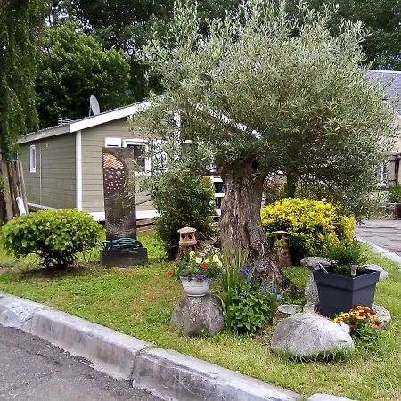 אתר קמפינג Espace Pyrenees Loisirs 5*