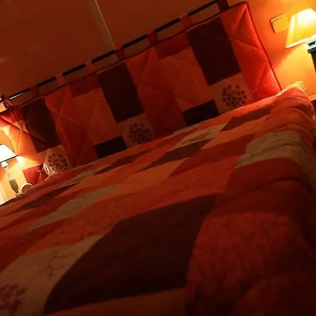 אתר קמפינג Espace Pyrenees Loisirs ארגלס-גזוסט