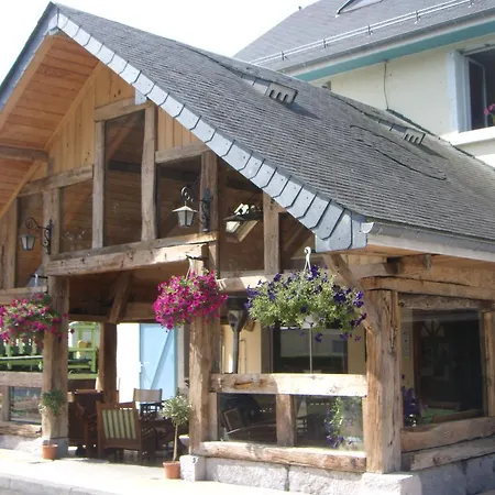 אתר קמפינג Espace Pyrenees Loisirs 5*